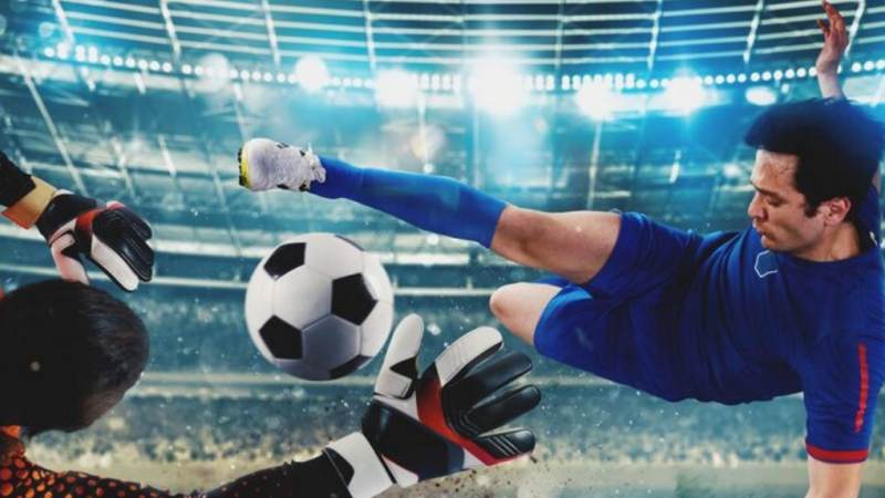 必一运动对比英超与西甲联赛的战术风格差异